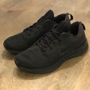 Nike Odyssey React Blackout